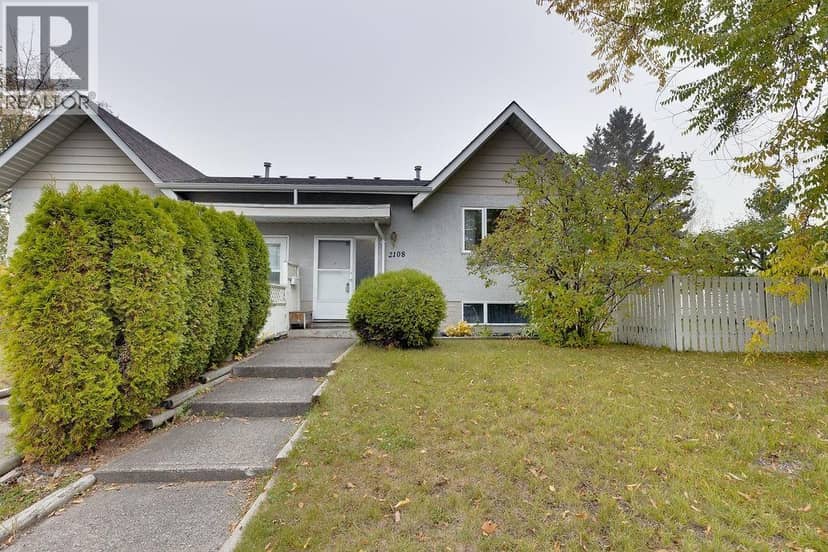 2108 6TH AVENUE, Prince George