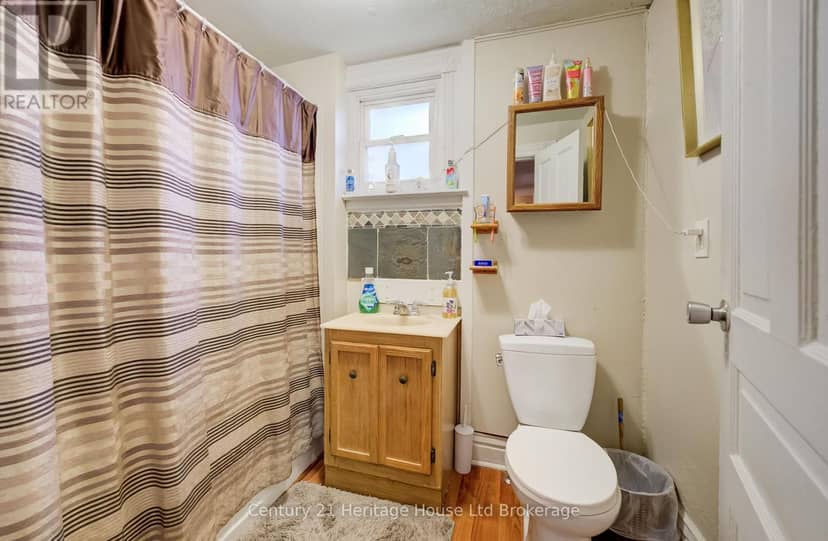 18 William Lane — photo 12 of 22
