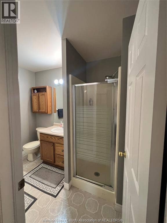 9 Erie Glen CRESCENT — photo 16 of 26