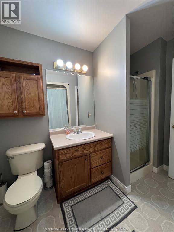 9 Erie Glen CRESCENT — photo 17 of 26