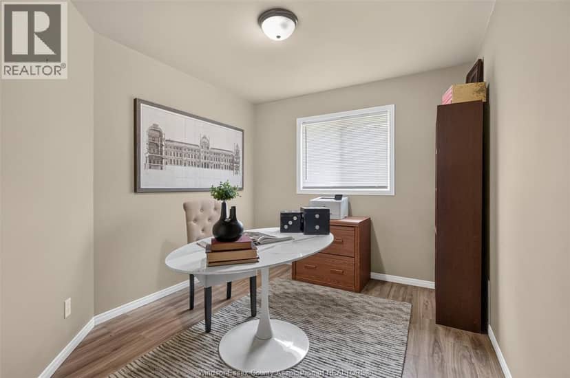 2357 Docherty DRIVE — photo 33 of 40
