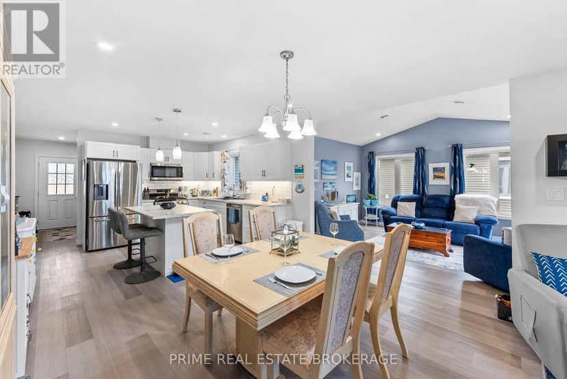 181 Lake Breeze Drive — photo 11 of 40