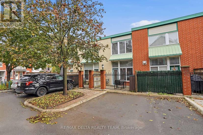7 - 170 Cathcart Street — photo 1 of 27