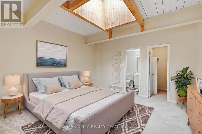 7 - 170 Cathcart Street — photo 16 of 27