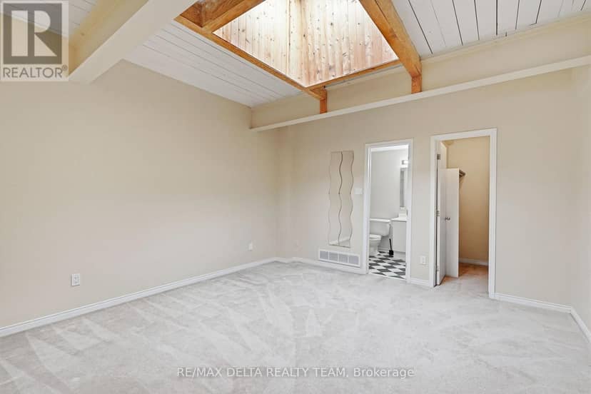 7 - 170 Cathcart Street — photo 17 of 27