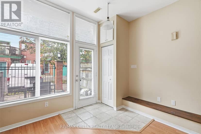 7 - 170 Cathcart Street — photo 4 of 27