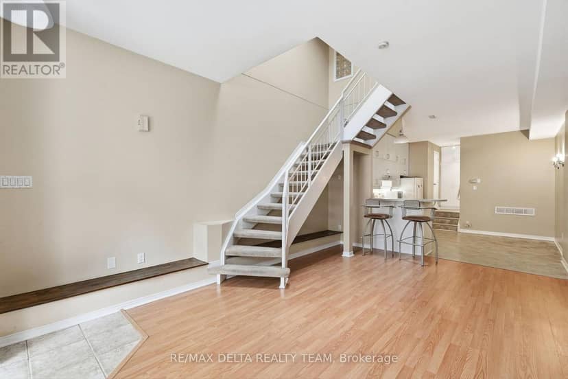 7 - 170 Cathcart Street — photo 5 of 27