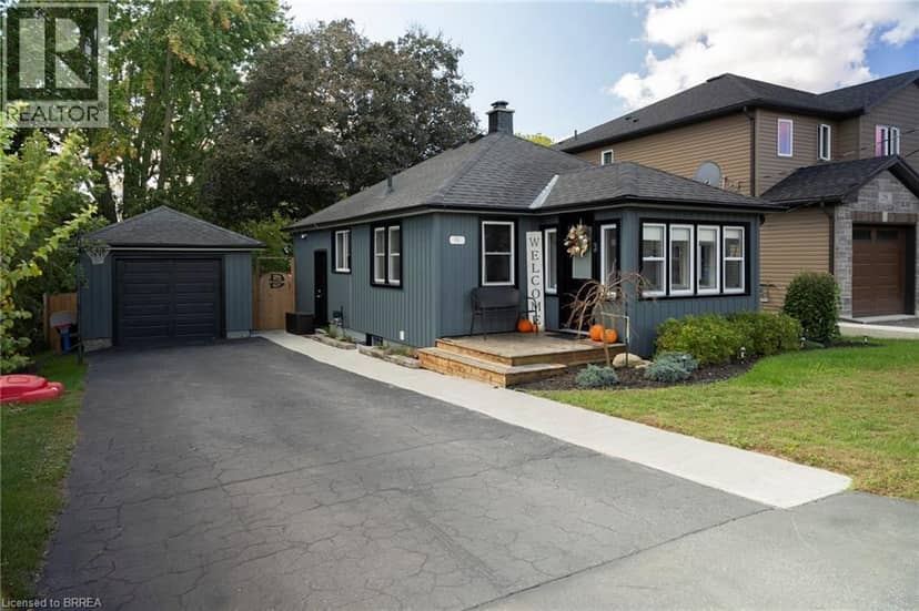 92 SOVEREIGN Street W, Waterford