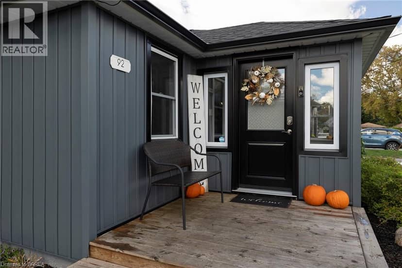 92 SOVEREIGN Street W, Waterford, photo 4
