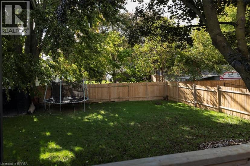 92 SOVEREIGN Street W, Waterford, photo 5