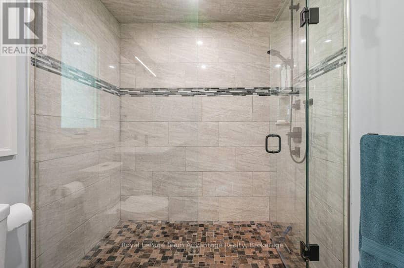 120 William Street — photo 26 of 40