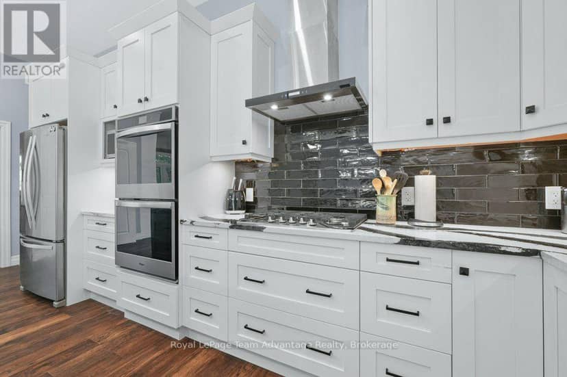 120 William Street — photo 12 of 40