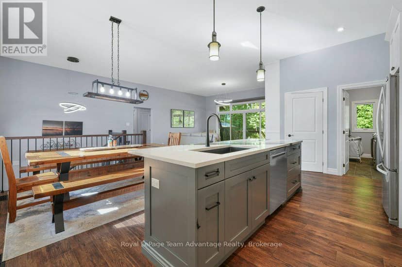 120 William Street — photo 14 of 40