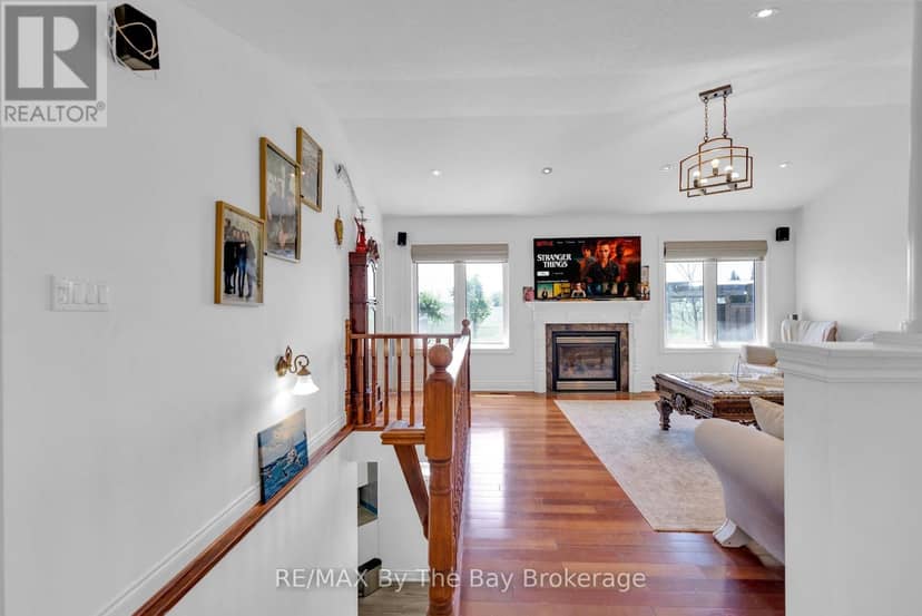 2569 Lockhart Road — photo 7 of 40