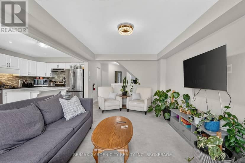 53 Elderberry Road — photo 14 of 40