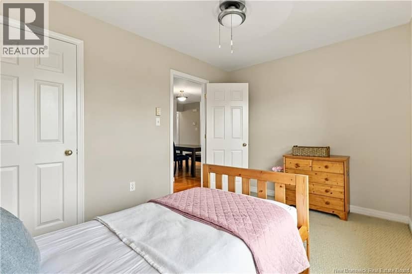 28 Harley Avenue — photo 14 of 30