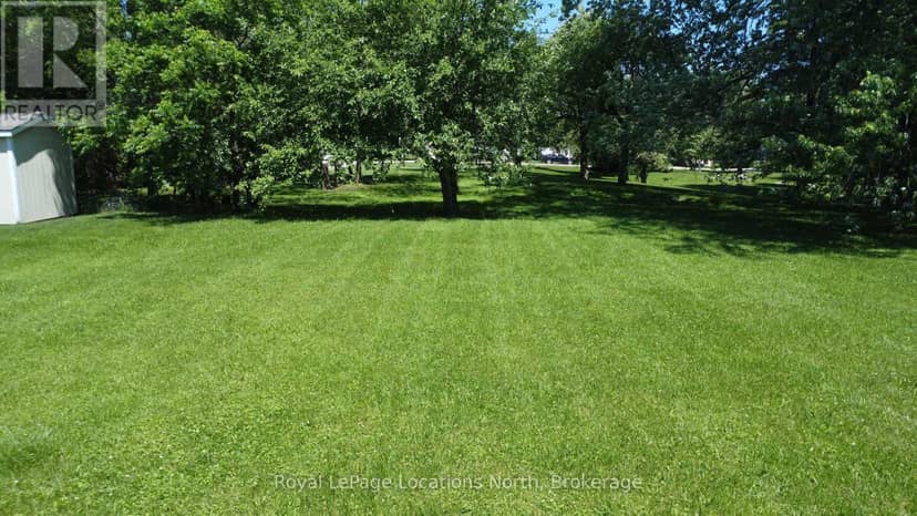 43 Alfred Street E — photo 10 of 12