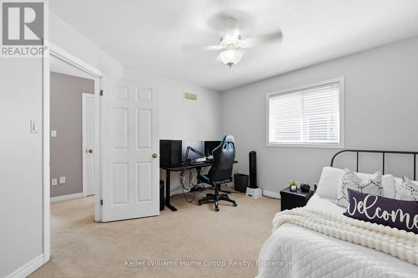 31 Vinifera Drive — photo 30 of 40