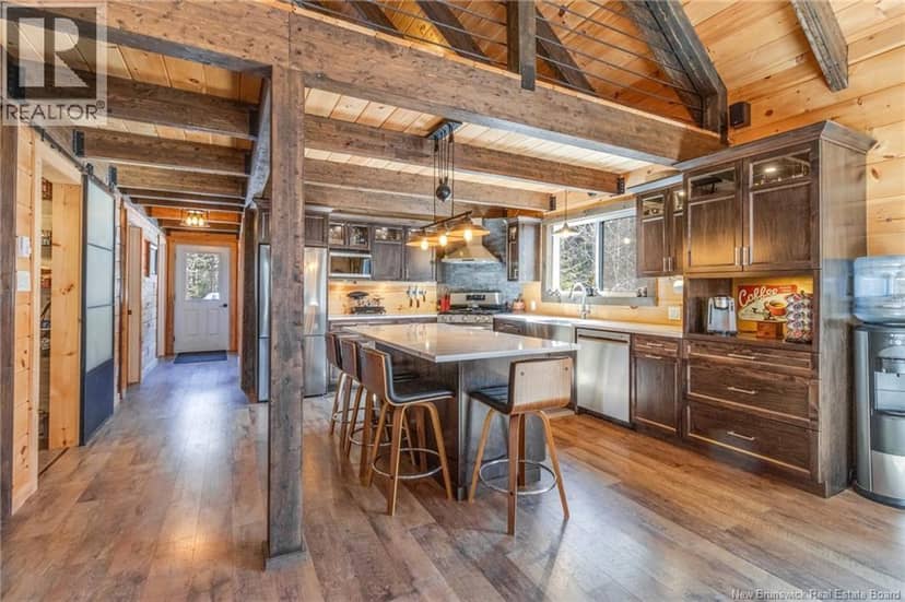 89 Drummond Road — photo 10 of 40