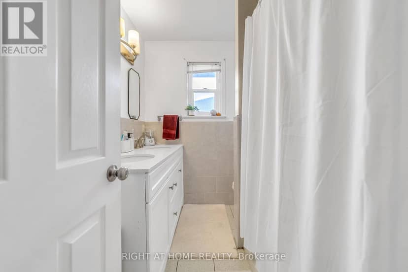 22 Hamilton Drive — photo 34 of 40