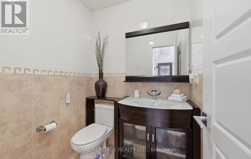 7 Kimbark Crescent — photo 23 of 40