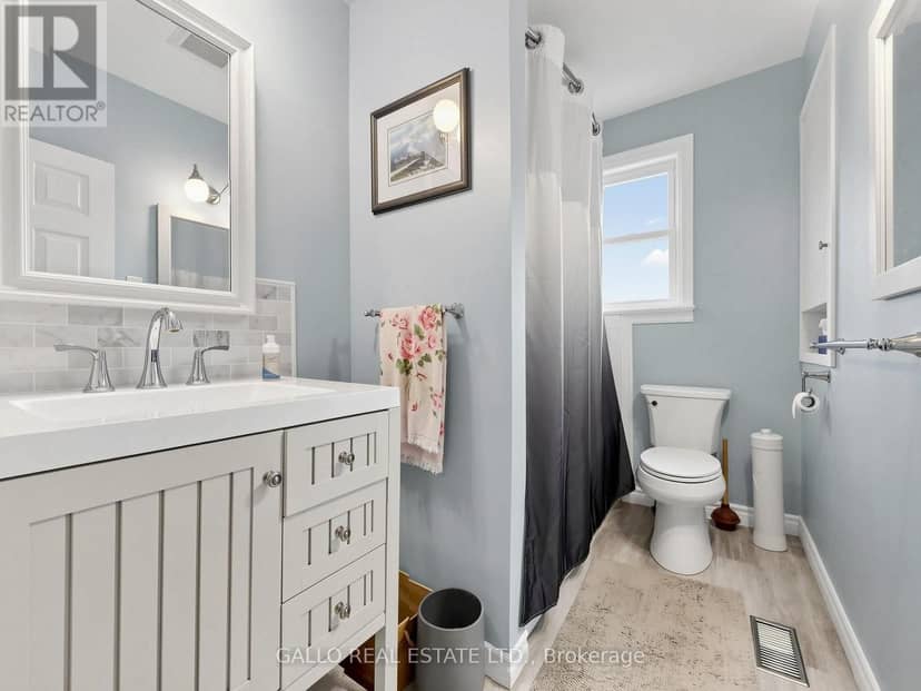 340 Boyer Street — photo 13 of 21