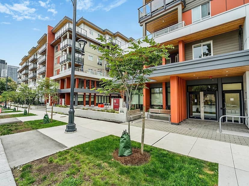 421 13238 105 AVENUE, Surrey
