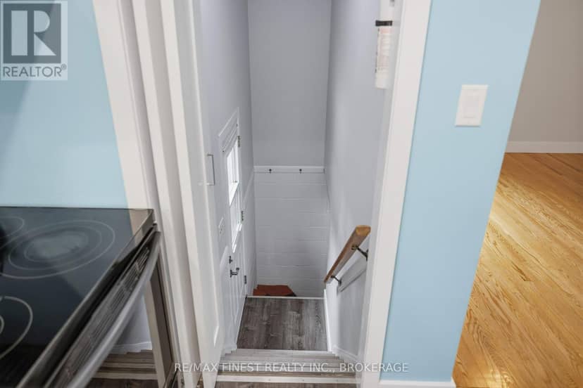 366 Roosevelt Drive — photo 21 of 40