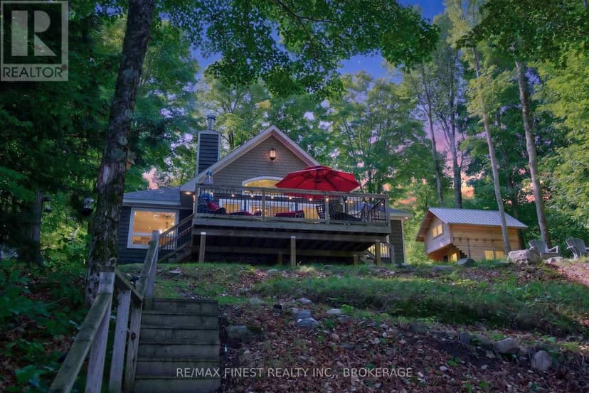1068 Pleasant Hill Lane, Frontenac