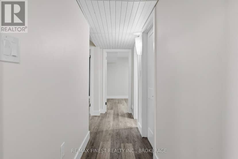 366 Roosevelt Drive — photo 34 of 40