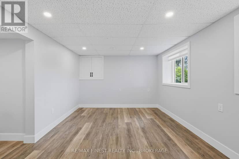 366 Roosevelt Drive — photo 39 of 40