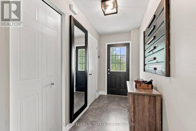 1164 Kimball Crescent — photo 5 of 40