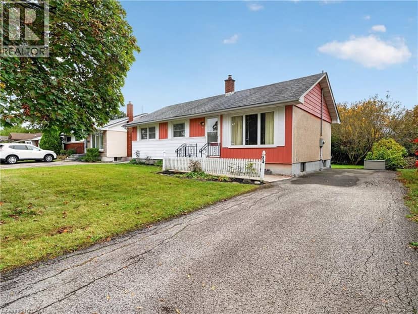 94 JACOBSON Avenue, St. Catharines, photo 2