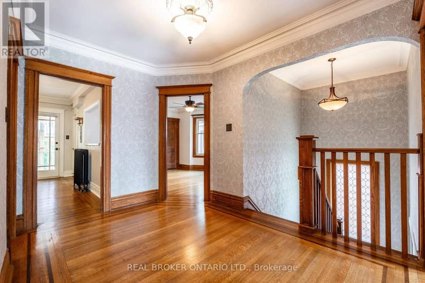 137 Sherman Avenue S — photo 14 of 40