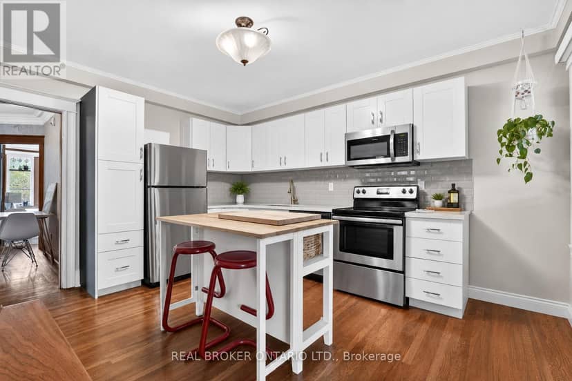 137 Sherman Avenue S — photo 17 of 40