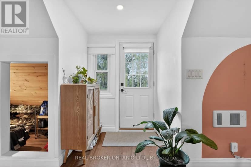 137 Sherman Avenue S — photo 22 of 40