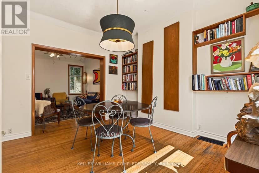 22 Spring Street — photo 15 of 40