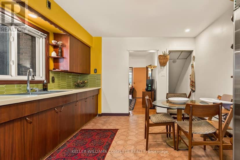 22 Spring Street — photo 20 of 40