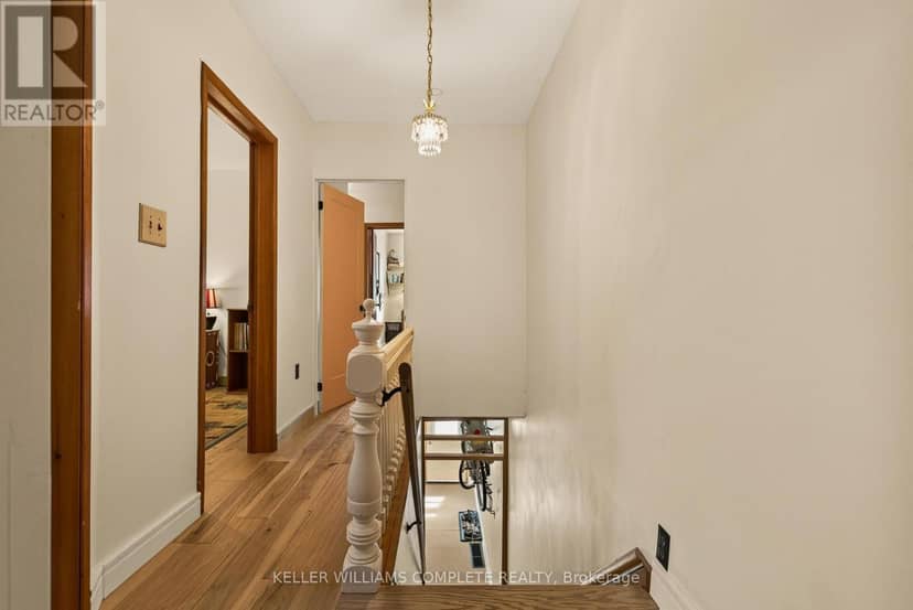 22 Spring Street — photo 24 of 40
