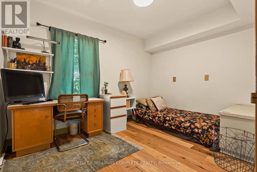 22 Spring Street — photo 28 of 40