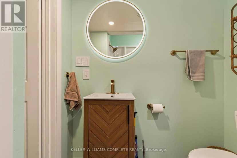22 Spring Street — photo 39 of 40