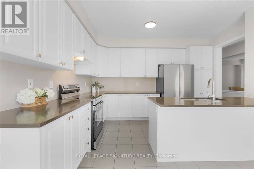 635 Lemay Grove — photo 11 of 40