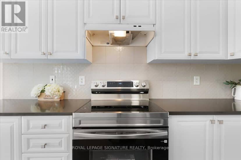 635 Lemay Grove — photo 12 of 40