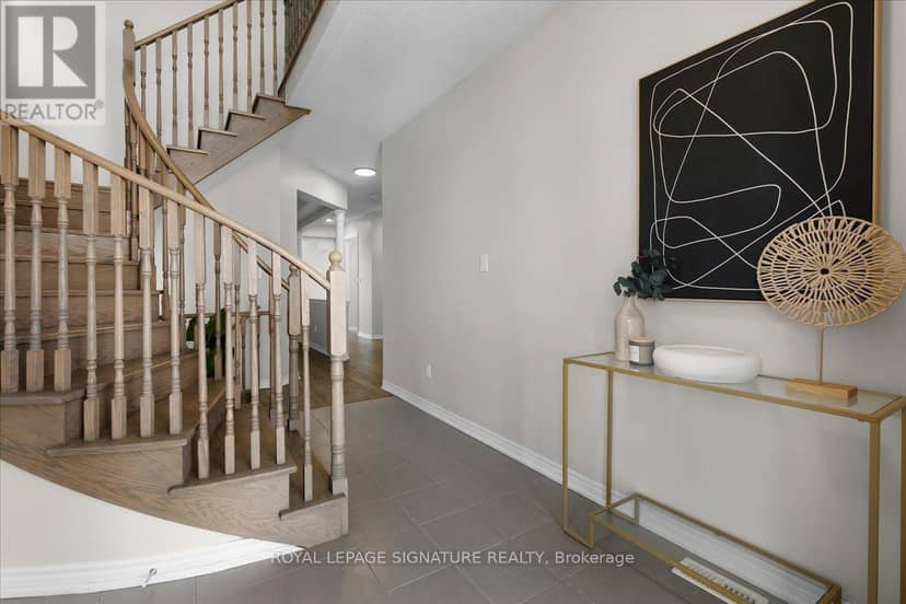 635 Lemay Grove — photo 4 of 40