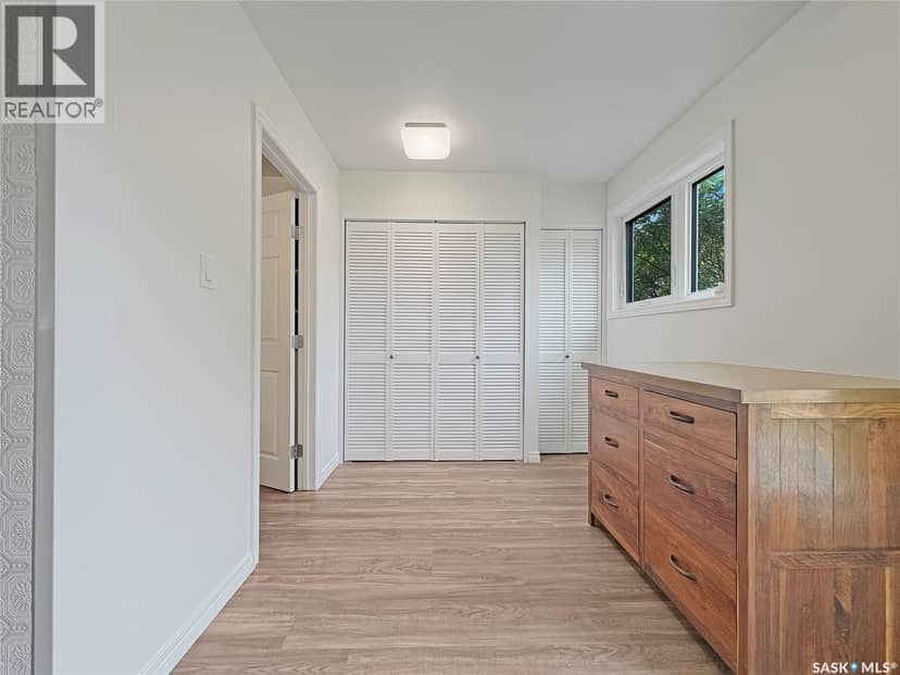 119 Prairie STREET — photo 11 of 32