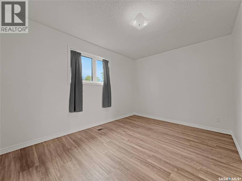 119 Prairie STREET — photo 17 of 32