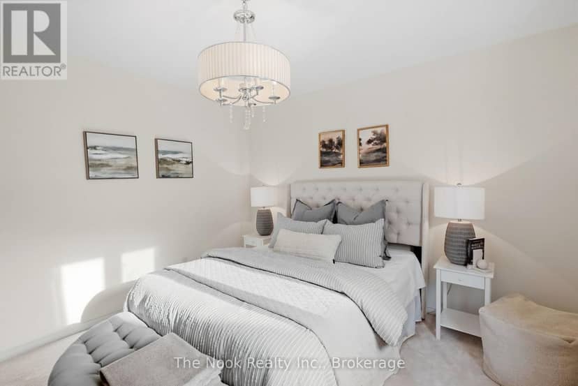 154 Ted Miller Crescent — photo 35 of 40