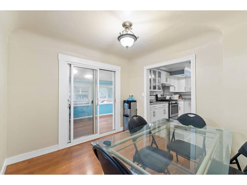 23038 FRASER HIGHWAY, Langley, photo 5