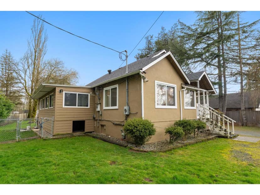 23038 FRASER HIGHWAY, Langley, photo 3