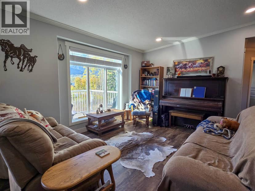 6380 DAWSONS LANE, Smithers, photo 6